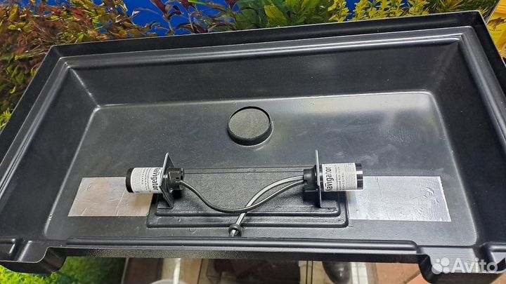 Аквариум 80 л с заводской крышкой