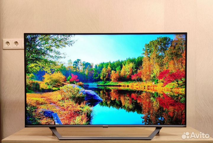 Безрамочный 4K Hisense SMART Wi-Fi 109см