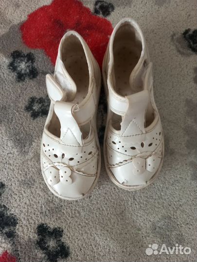 Сандалии для девочки