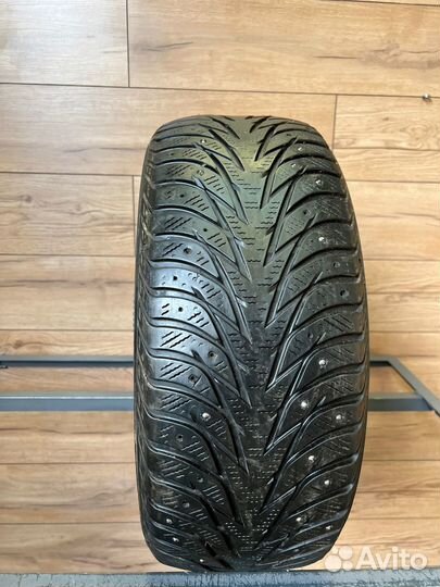 Yokohama Ice Guard IG35 215/55 R16