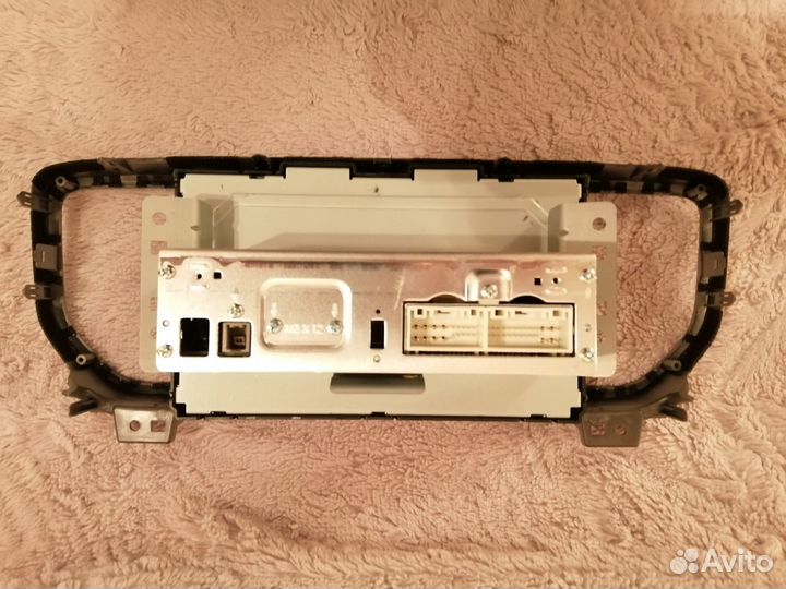 Магнитола для KIA Sportage с рамкой