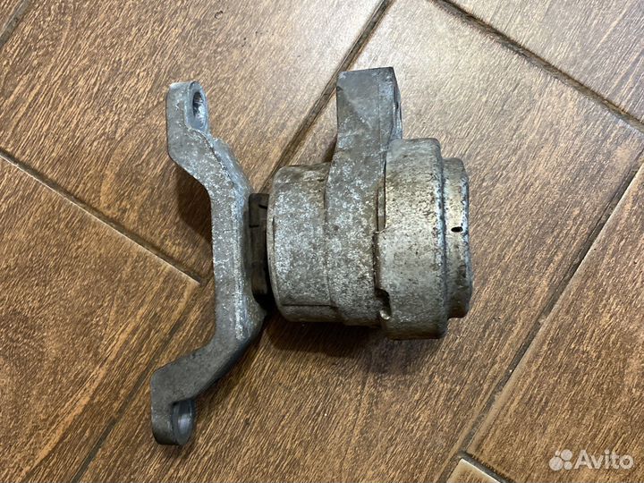 Опора двигателя Ford Mondeo 4