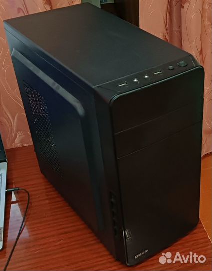 RAM - 12Gb, CPU - FX6300, GPU - 2 Gb, HDD - 1 TB