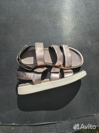 Босоножки ecco 40