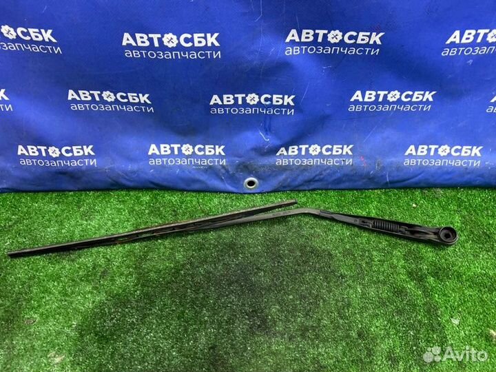 Дворник 5-й двери Mazda Mpv W FS 1999-2006