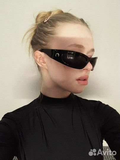 Солнцезащитные очки в стиле 2000