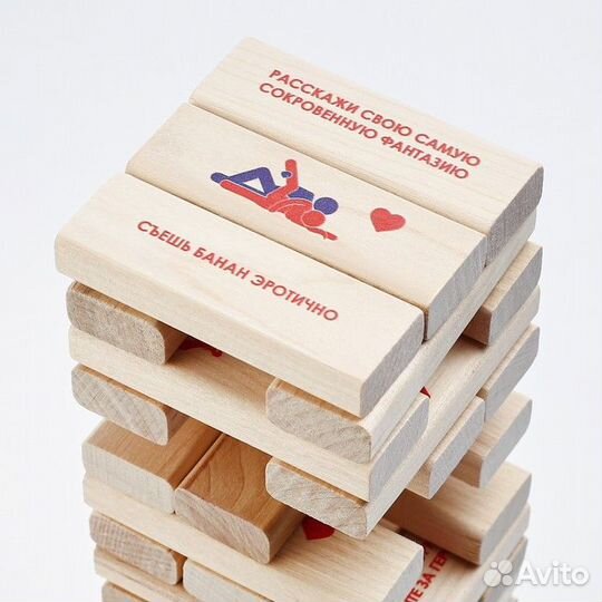 Падающая башня 