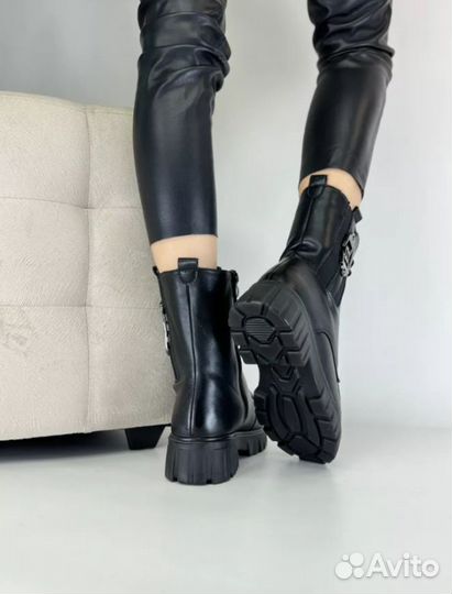 Ботинки женские новые