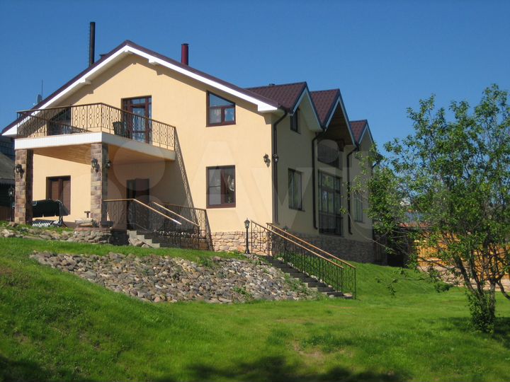 Дом 360 м² на участке 15 сот.