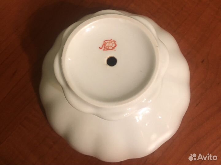 Конфетница на ножке лфз