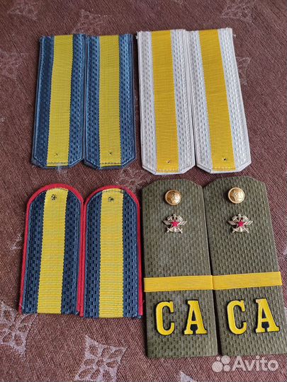 Военные вещи СССР мвд (погоны, пуговицы, перчатки)