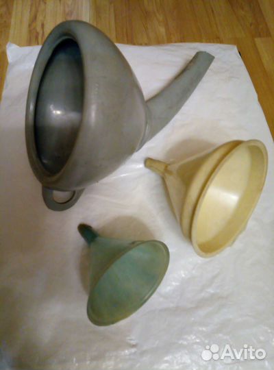 Воронка СССР пластиковые автомобильные и простые