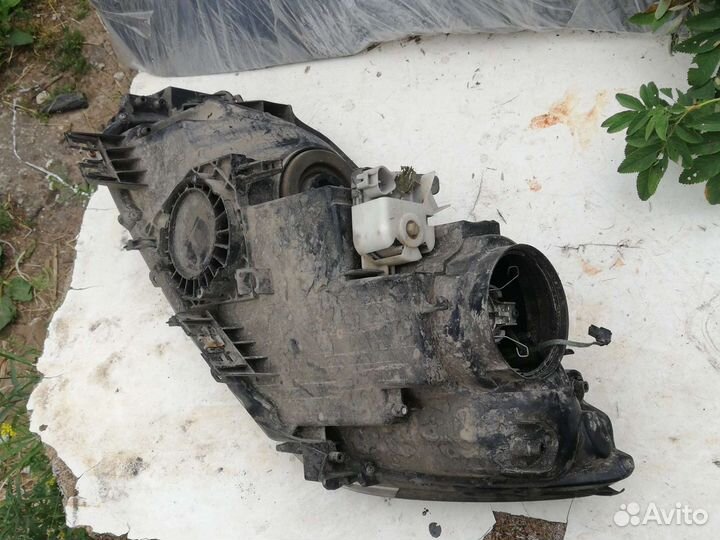 Фара Мазда CX-7