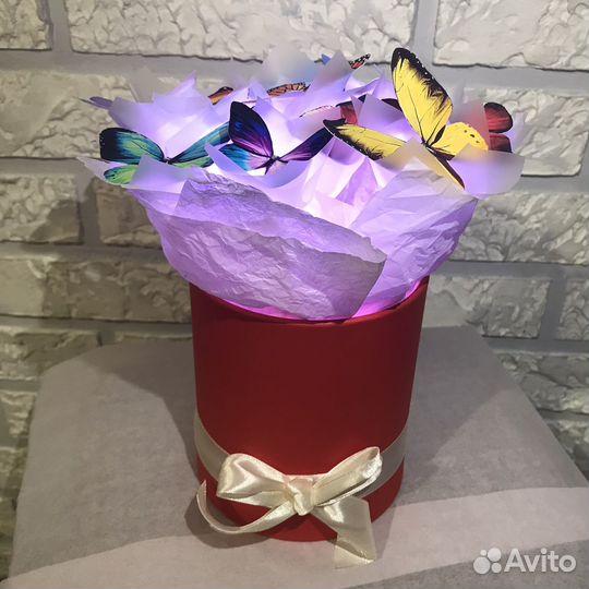 Букет светящийся из бабочек