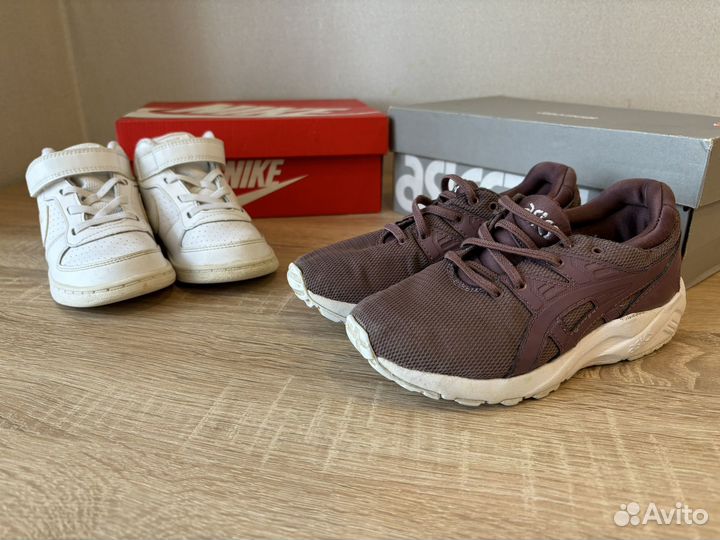 Кроссовки asics 27