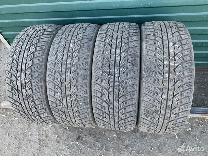 Marshal I'Zen RV Stud KC16 225/55 R18 102T