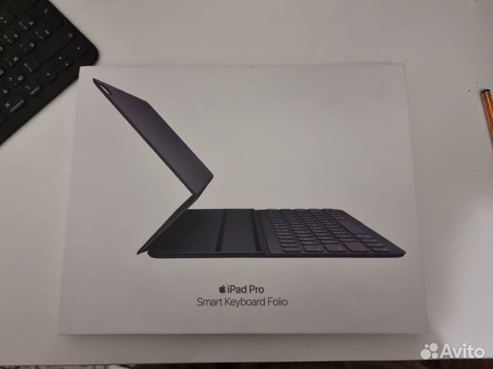 Клавиатура Apple Smart Keyboard Folio iPad Pro12,9