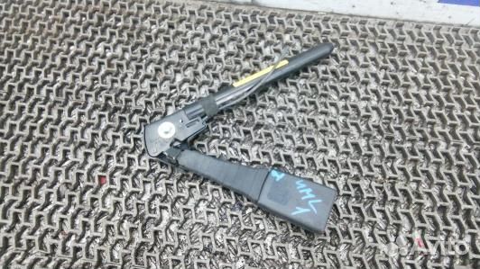 Защелка ремня безопасности opel zafira B (UML01NV0