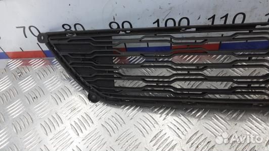 Решетка бампера передняя KIA CEE'D 1 (1KK18HC01)