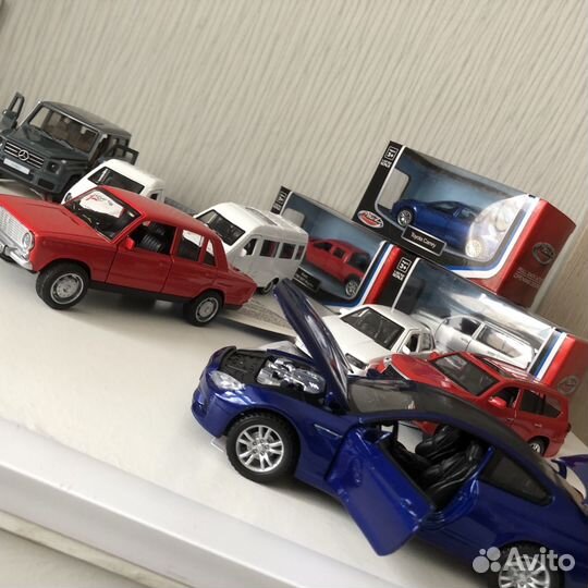 Машинки коллекционные новые LADA, Toyota, Bmw