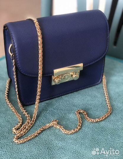 Сумка кросс боди натуральная кожа,dkny