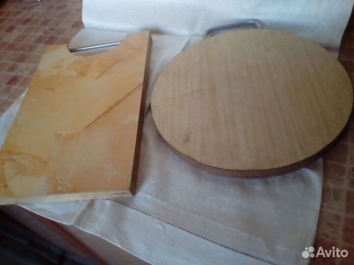 Разделочные доски,набор ножей,набор для специй дер