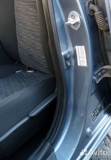 Уплотнитель для двери kia