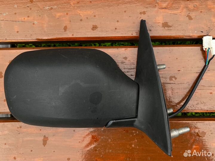 Заводские зеркала niva