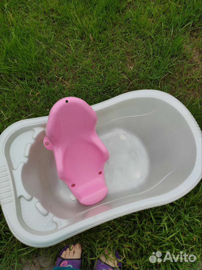 Ванночка для купания с горкой