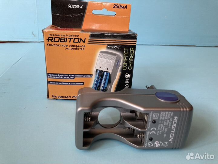 Зарядное устройство Robiton SD250-4
