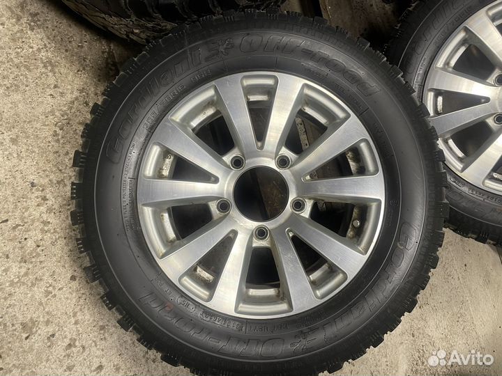 Колеса литые на ниву R15