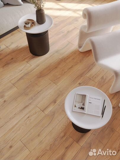 Ламинат Egger Дуб Гирлевик коричневый EPL209