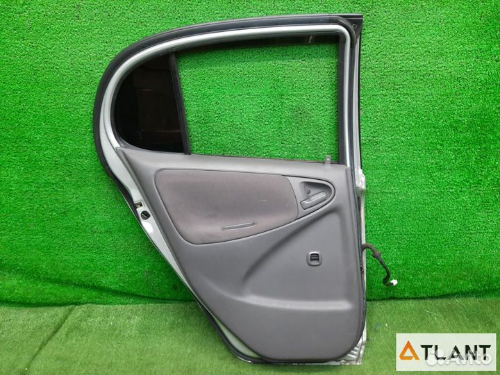 Дверь боковая задний левый toyota platz