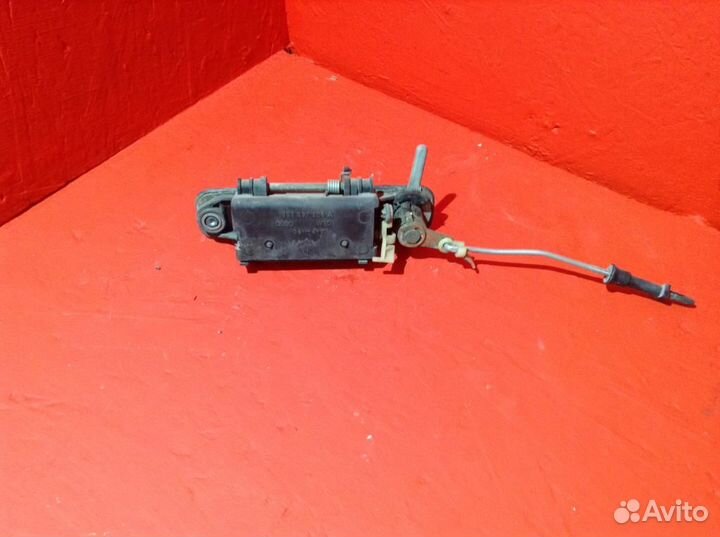 Ручка двери передняя правая Ауди 80/90