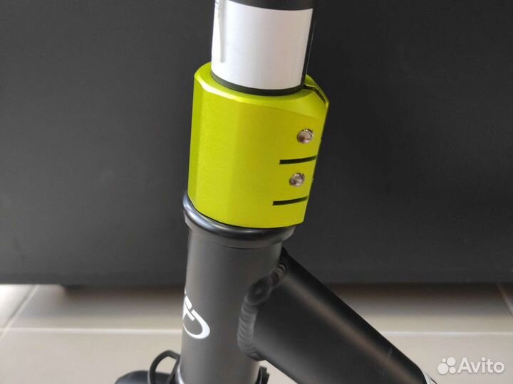 Самокат TT 180 Jogger зеленый