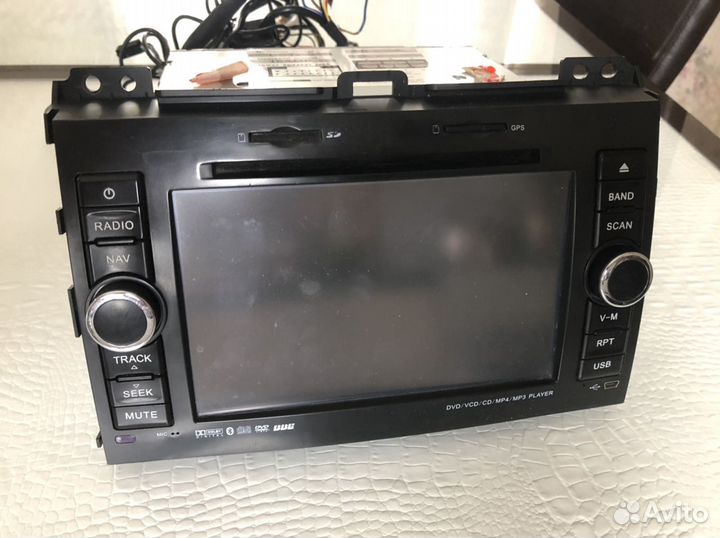 Продаю головное устройство Тойота Прадо 120
