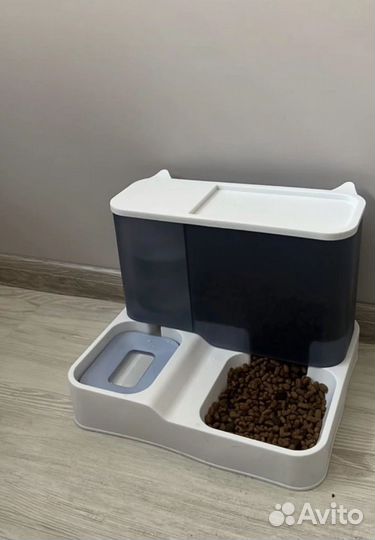 Автокормушка для кошек и собак