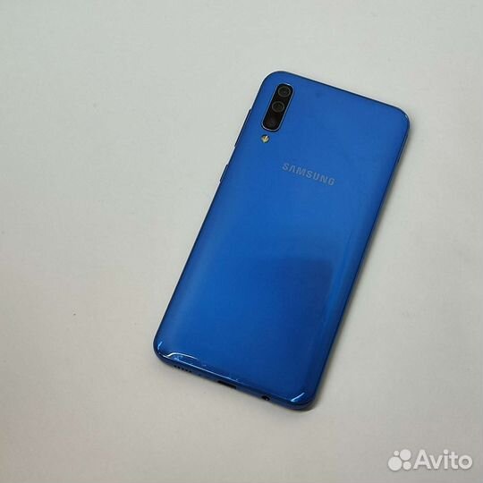 Samsung Galaxy A50 4/64GB