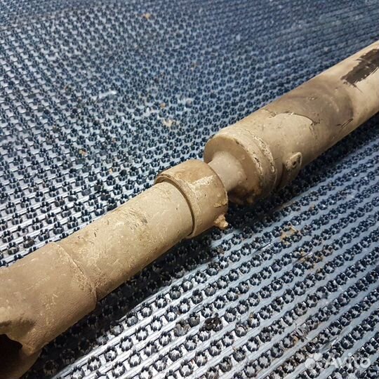 Карданный вал передний Kia Sorento BL 2006