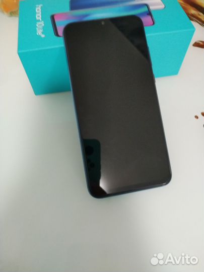 HONOR 10 Lite, 3/64 ГБ