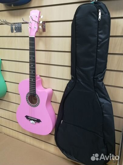 Гитара с чехлом