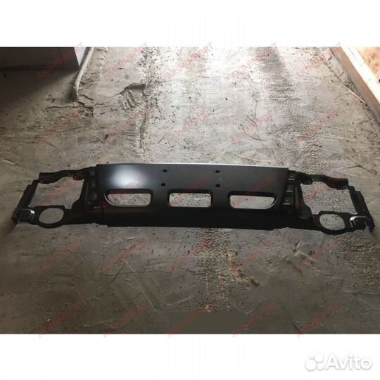 Бампер передний центр под фары и туманки (металлич
