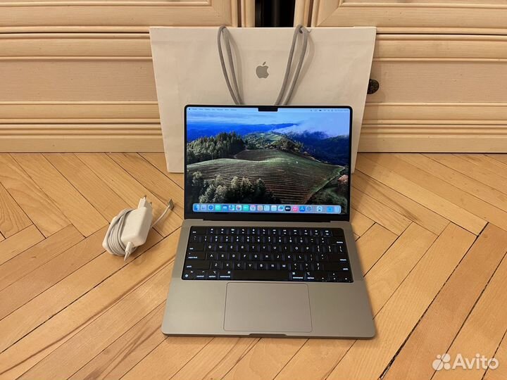 MacBook Pro 14 2023 M2 16Gb 512Gb 74 цикла акб