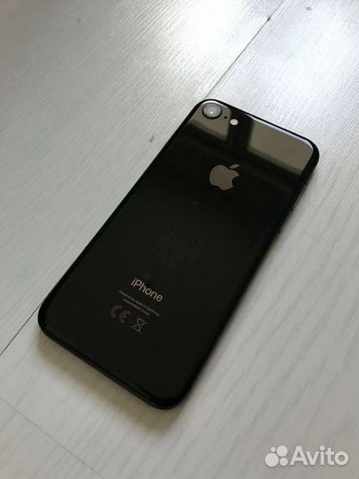 iPhone 8(64гб)