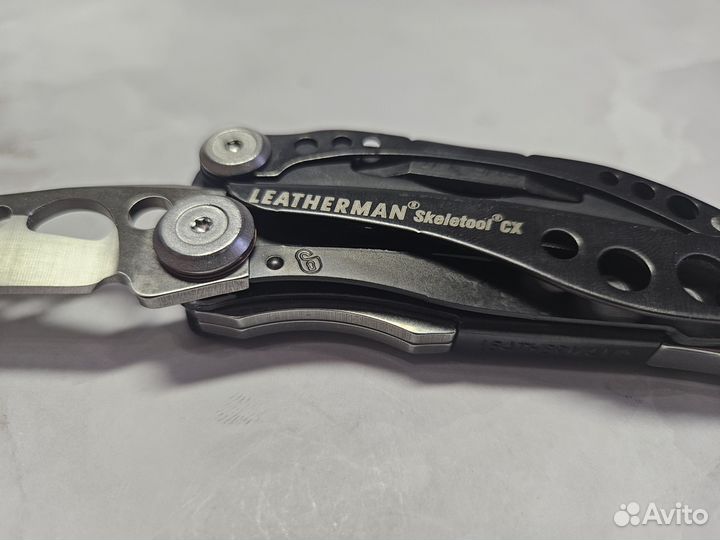 Мультитул Leatherman Skeletool CX