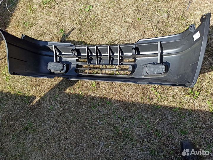 Бампера mazda mpv