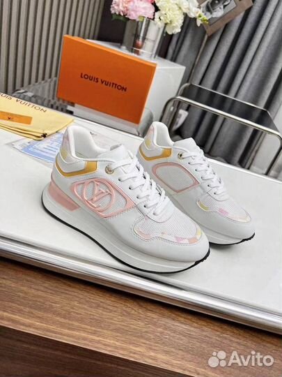 Louis vuitton кроссовки женские