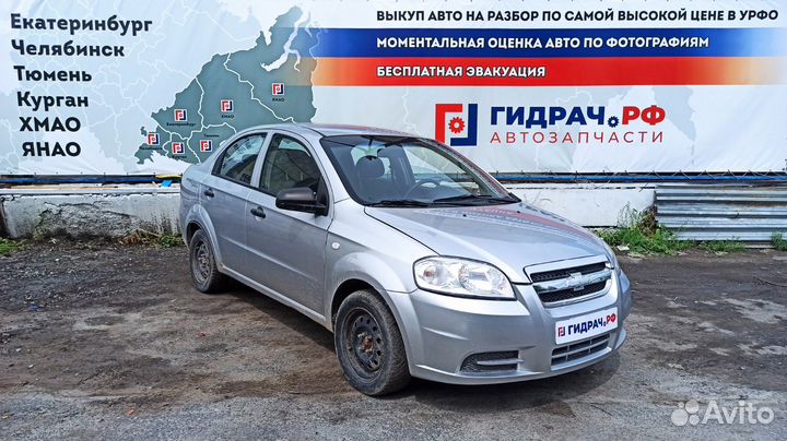 Накладка на решетку бампера Chevrolet Aveo Т250