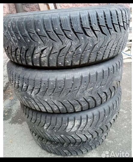 Kumho WinterCraft Ice WI31 185/7 R15