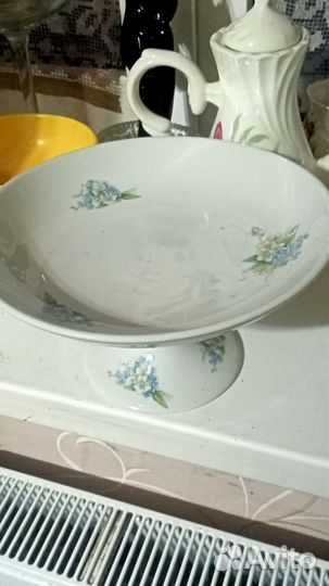 Ваза для фруктов и пиалы